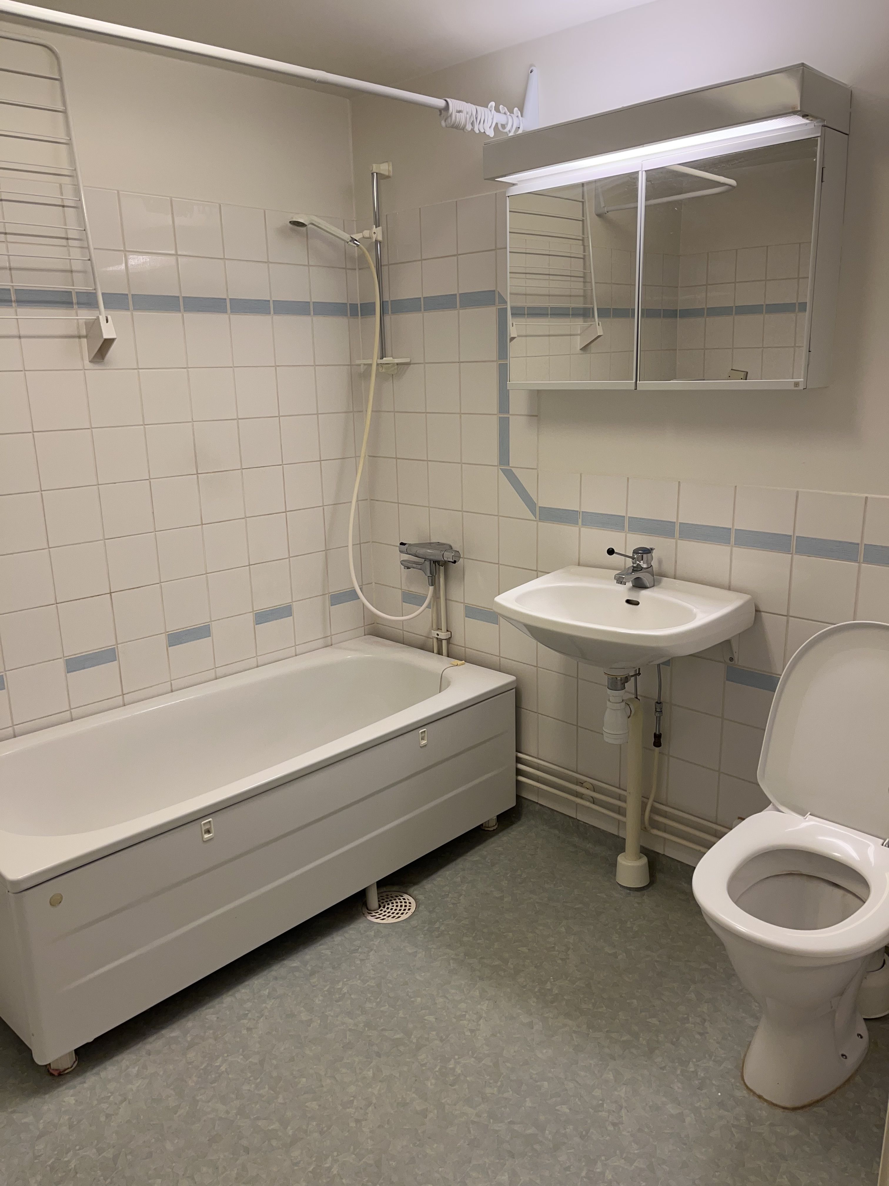 1 rums hus i KUNGSÖR