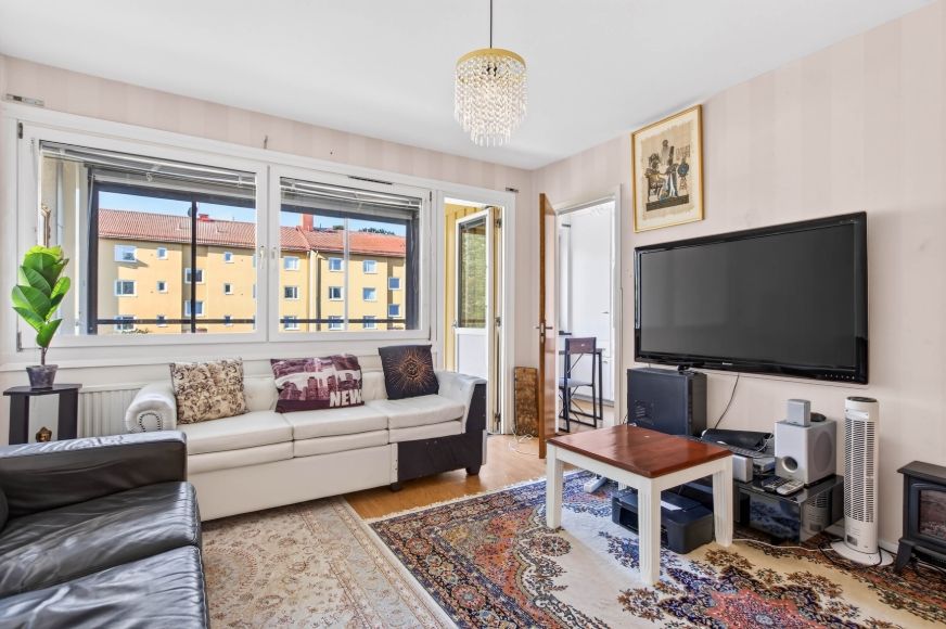 Hälleforsnäs - 1rok - tillsv - 4.650kr/mån