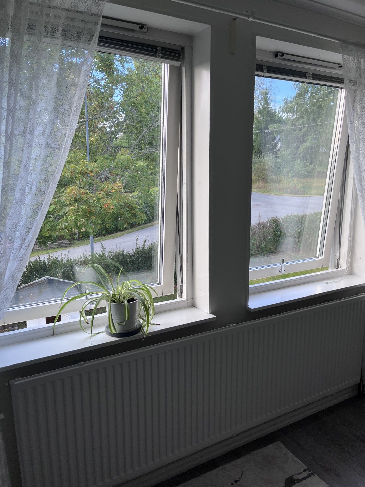 Eget rum i övervåning i fristående villa