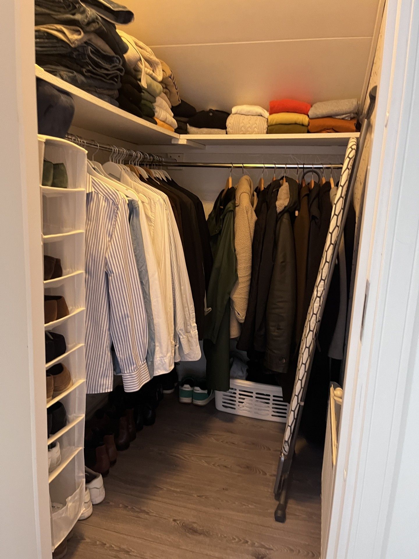 Eget rum i övervåning i fristående villa