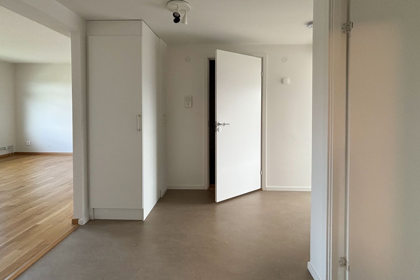 2 rums hus i ÖREBRO