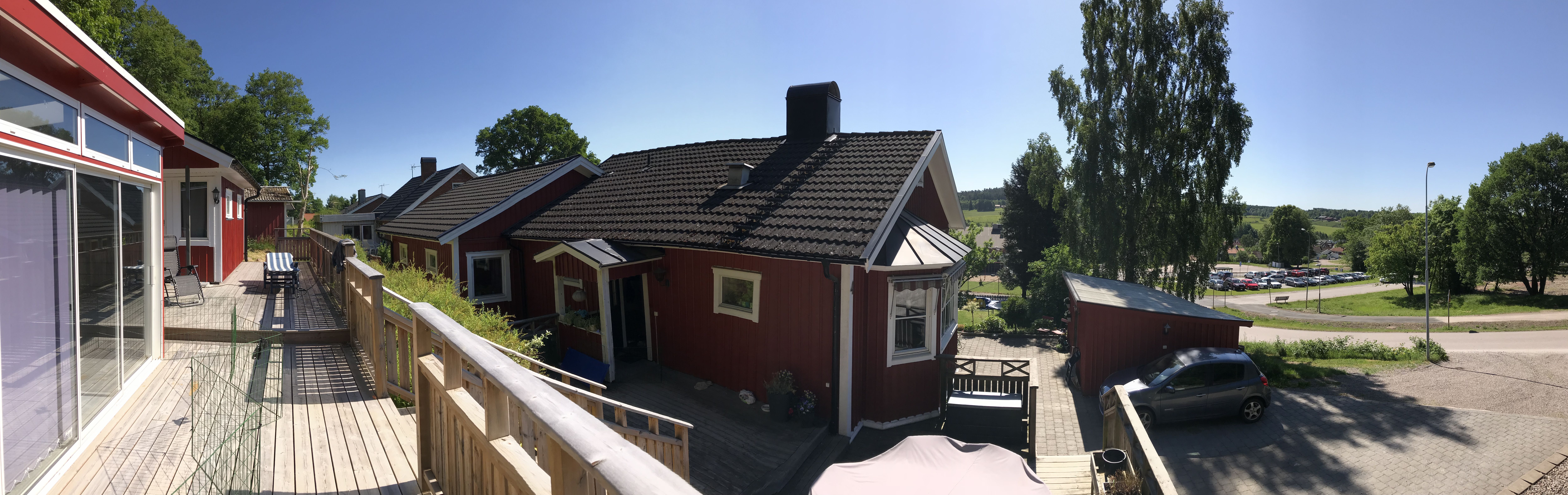 Delat boende i villa utanför Kungälv, norr om Göteborg