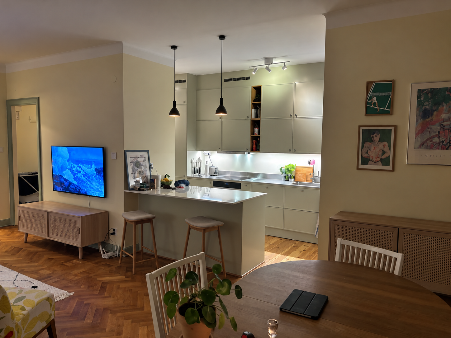Cozy 3 room apartment at Kungsholmstorg 