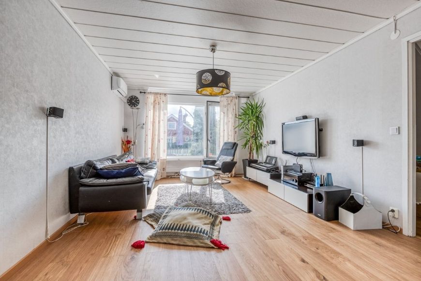 Sollentuna - 5rok - tillsv - 25 300 kr/mån