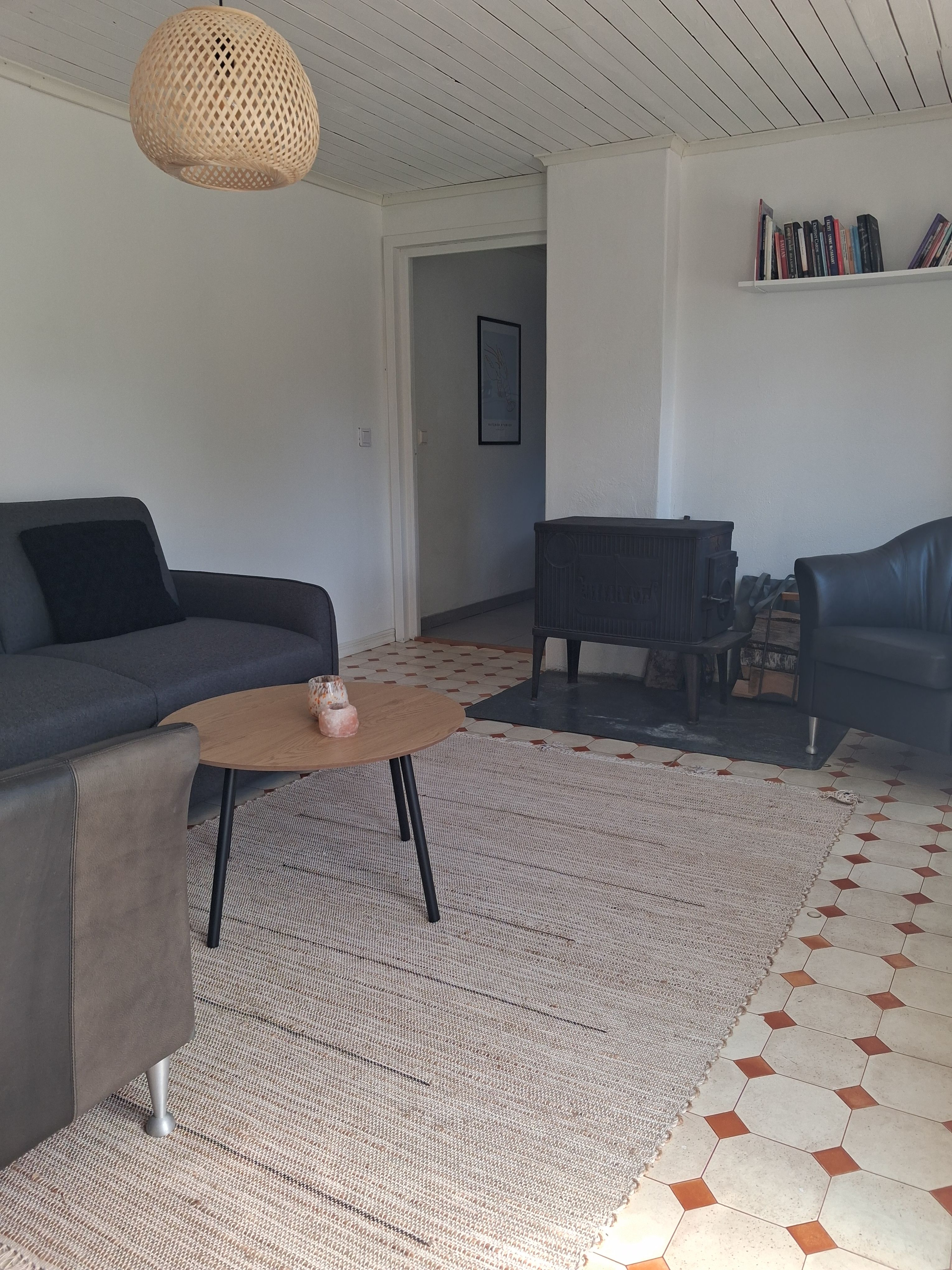 Lägenhet i villa på landet med egen ingång