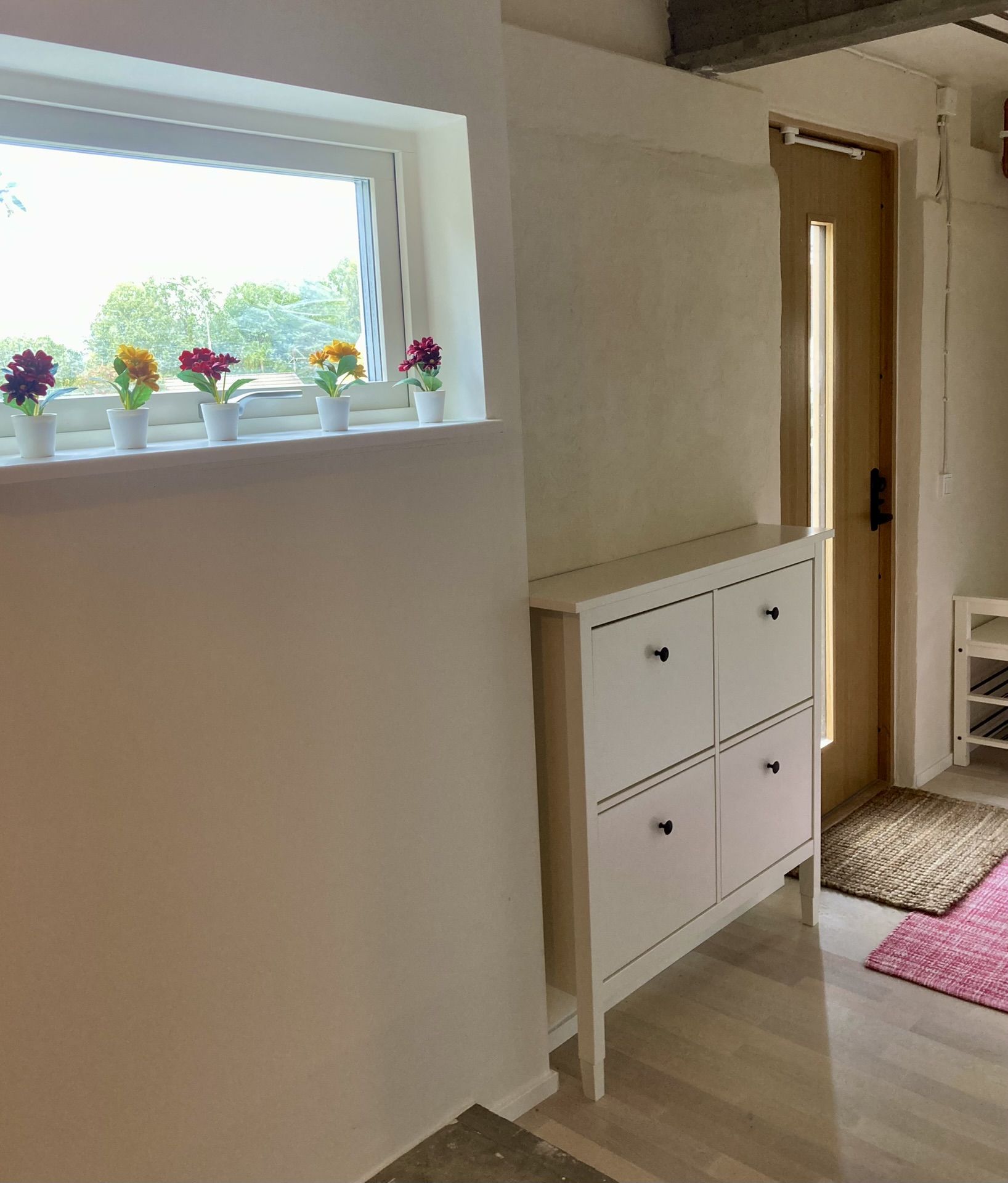 Komplett liten lgh med uteplats