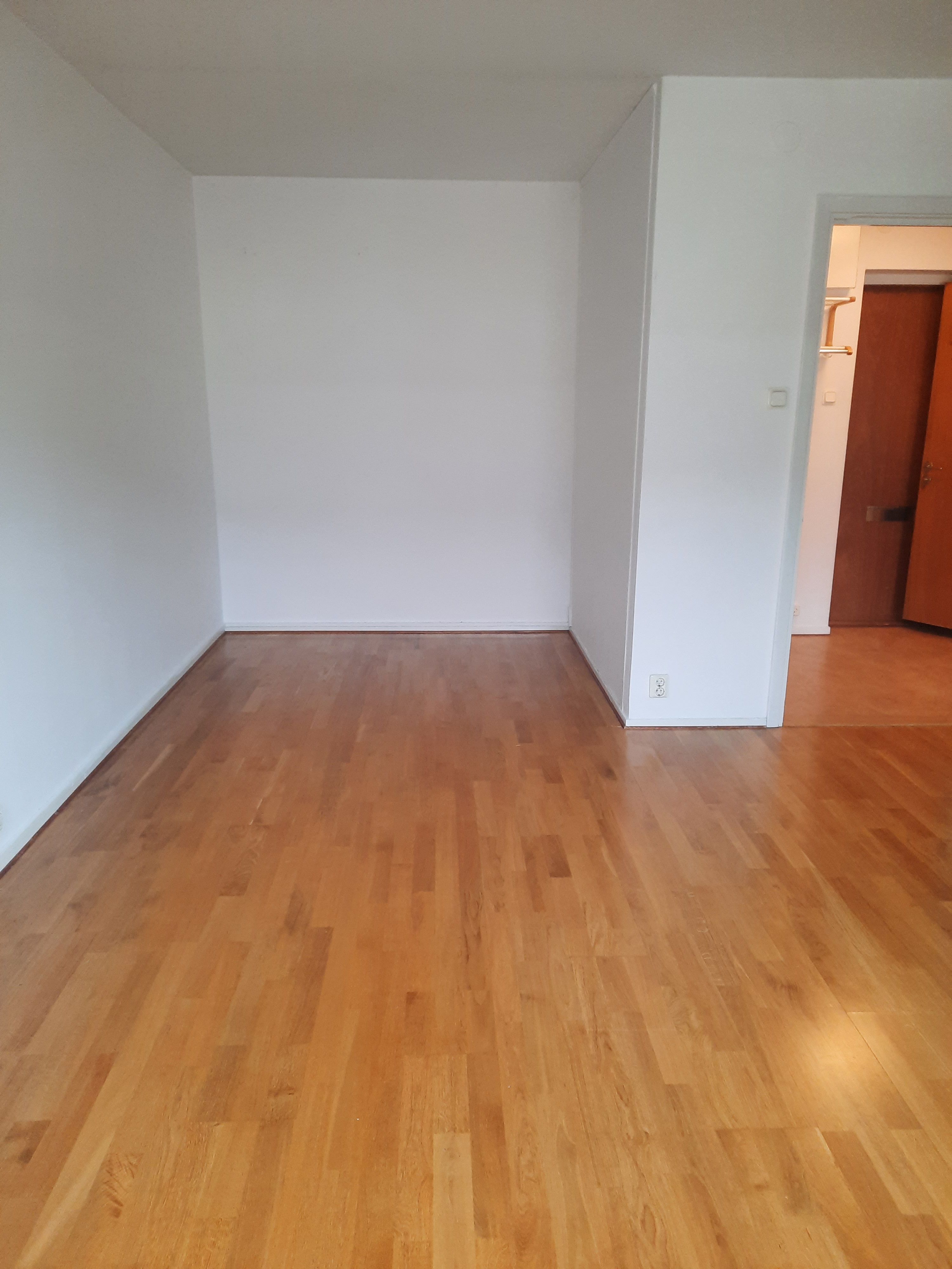 1 rums hus i ÖREBRO