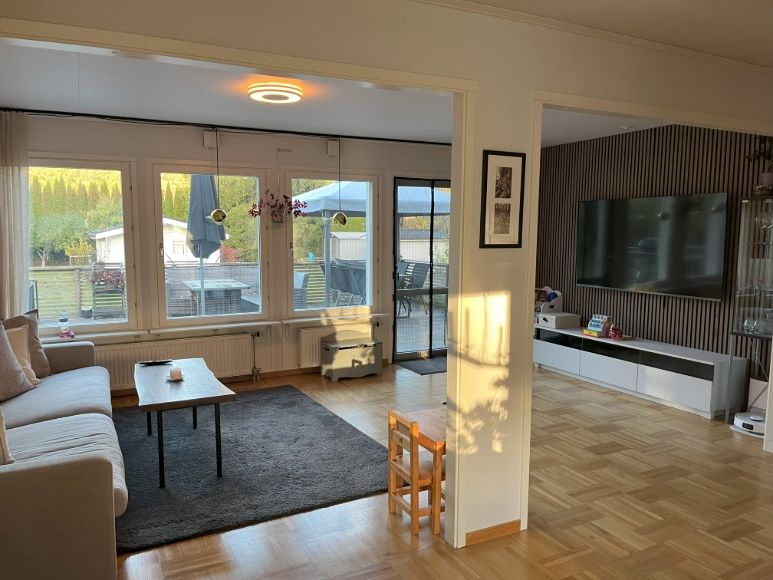 Färentuna - 6rok - 6mån - 22.828kr/mån