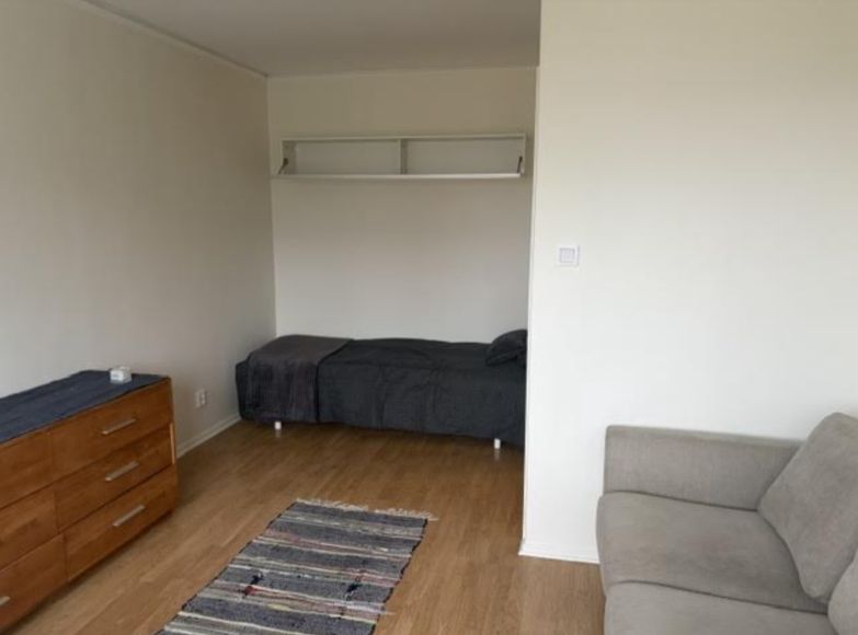 Solna - 1rok - 11mån - 12.650kr/mån