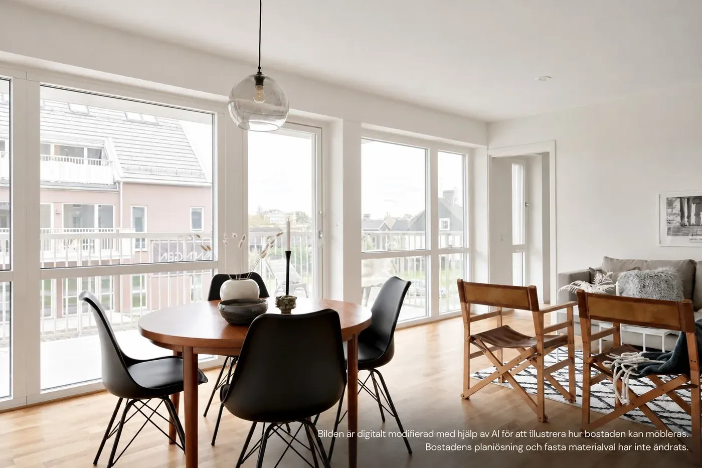 Ljus och modern 4 rok med balkong i västerläge