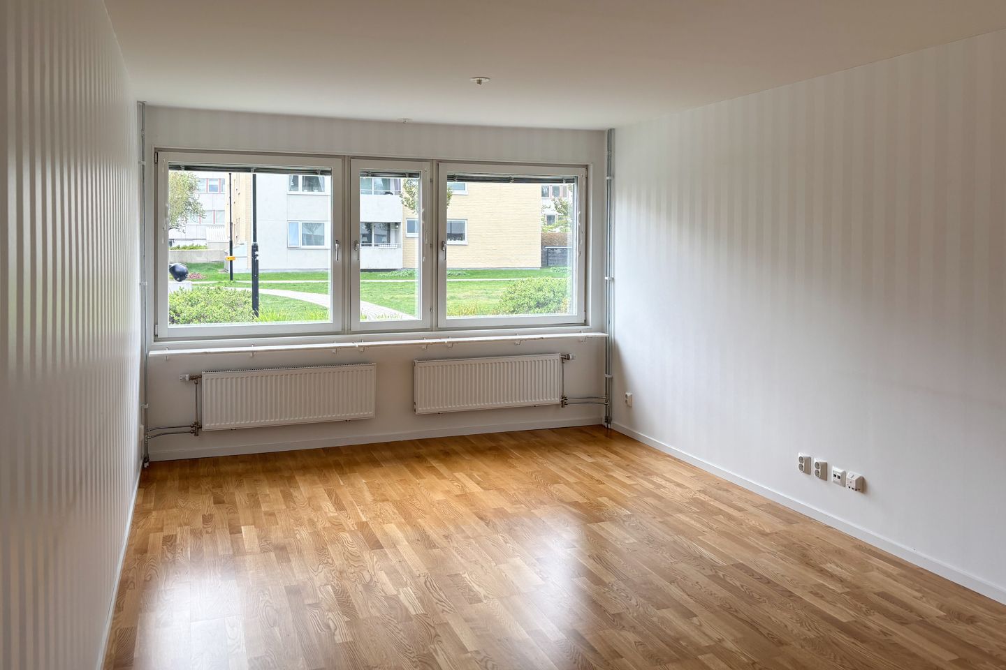 2 rums hus i ÖREBRO