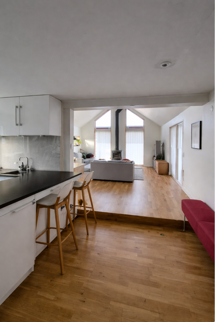Modern, Sjönära Hus i Roxnäs-Mälarbaden