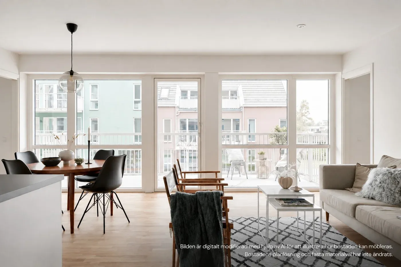 Ljus och modern 4 rok med balkong i västerläge